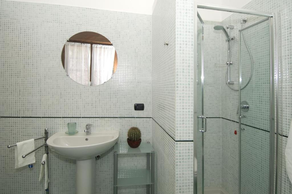 Appartamenti Villa Anna Melegnano Exterior foto