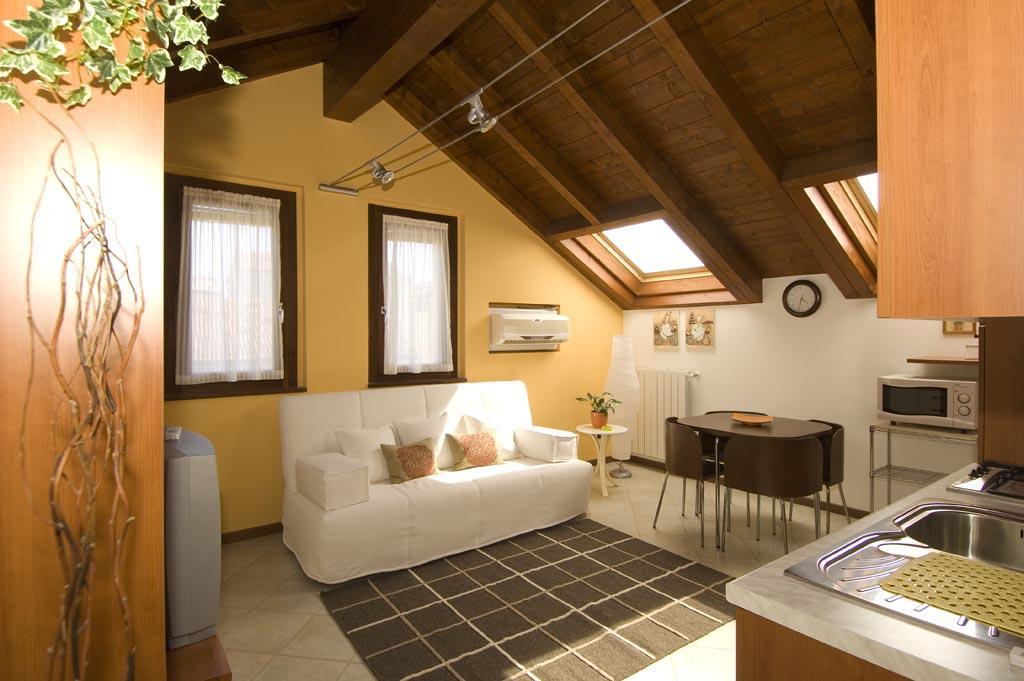 Appartamenti Villa Anna Melegnano Exterior foto